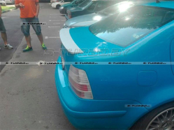 Лип-спойлер