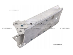Кронштейн усилителя переднего бампера (правый) боковой