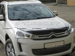 Дефлектор капота