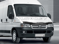 Дефлектор капота