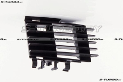 Решетка в бампер (правая) для версии с противотуманкой