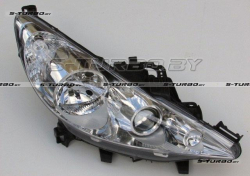 Передняя фара (правая) с линзой