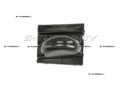 Заглушка отверстия крюка (передняя) правая