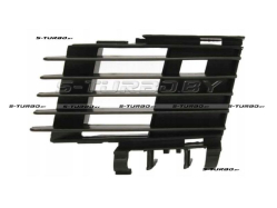 Решетка в бампер (левая) c отв. под противотуманку