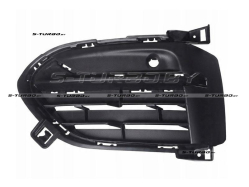 Решетка в бампер (левая) с отв. под парктроник