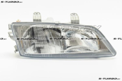 Передняя фара (правая)