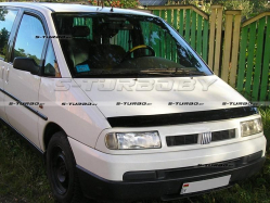 Дефлектор капота