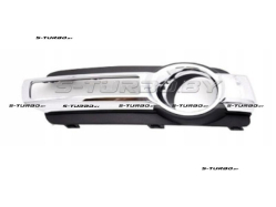 Решетка в бампер (левая) с отв. под противотуманку, с отв. под фару дневного света, с хромом