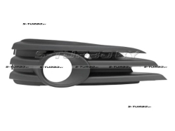 Решетка в бампер (правая) c отв. под противотуманку, для версий gts / sport