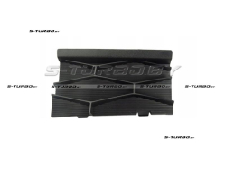 Заглушка отверстия крюка (передняя) левая, 2010-2012