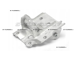 Кронштейн переднего бампера (правый)
