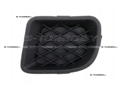 Решетка в бампер (левая) без отв. под противотуманку