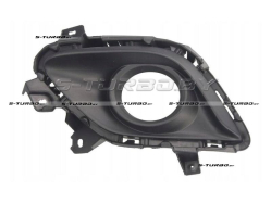 Решетка в бампер (левая) с отв. под противотуманку