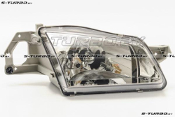 Передняя фара (правая)