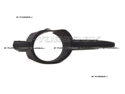 Решетка в бампер (правая) c отв. под противотуманку