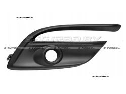 Решетка в бампер (правая) с отв. под противотуманку