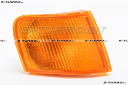 Указатель поворота (правый) желтый