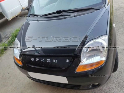 Дефлектор капота