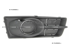 Решетка в бампер (правая) без отв. под противотуманку