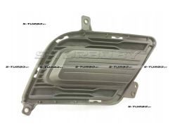 Решетка в бампер (правая) без отв. под противотуманку