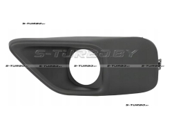 Решетка в бампер (левая) с отв. под противотуманку