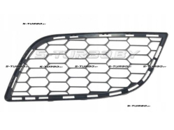 Решетка в бампер (центральная) левая часть