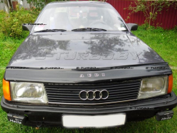 Дефлектор капота