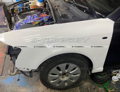 Крыло переднее (левое) стеклопластик