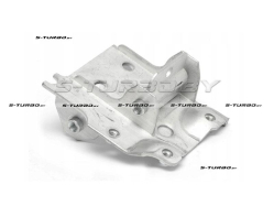 Кронштейн переднего бампера (левый)