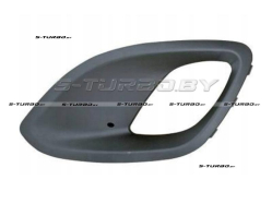 Решетка в бампер (левая) с отв. под противотуманку