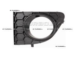 Решетка в бампер (левая) с отв. под противотуманку