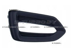 Решетка в бампер (правая) с отв. под противотуманку, 2017-2020