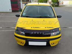 Дефлектор капота