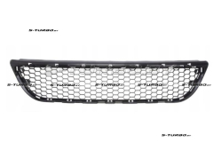 Решетка в бампер (центральная)