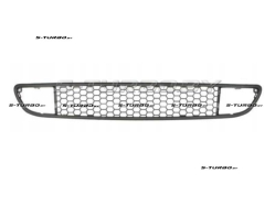Решетка в бампер (центральная) нижняя, черная