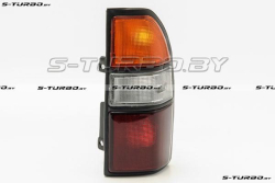 Задний фонарь (правый) красно-бело-желтый