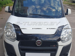 Дефлектор капота