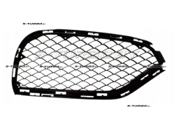 Решетка в бампер (правая) для версии amg-type