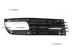 Решетка в бампер (правая) с отв. под противотуманку