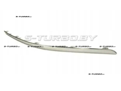 Молдинг переднего бампера (правый) хром