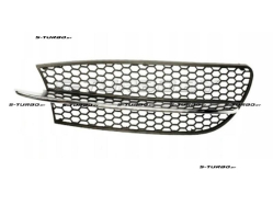 Решетка в бампер (правая) с хромом