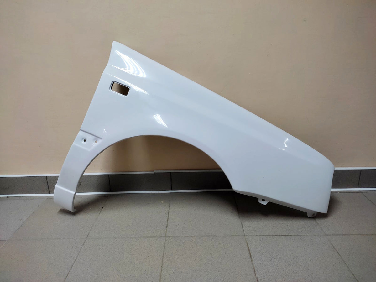Крыло переднее (правое) 1991-1998 (прямоугольный повторитель) стеклопластик