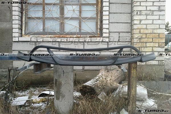 Накладка переднего бампера