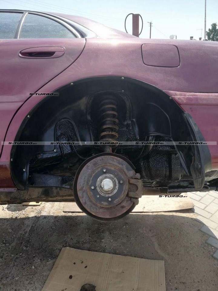 Подкрылки задние (левый+правый) комплект