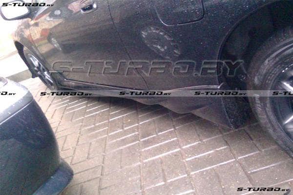 Накладки на пороги TRD