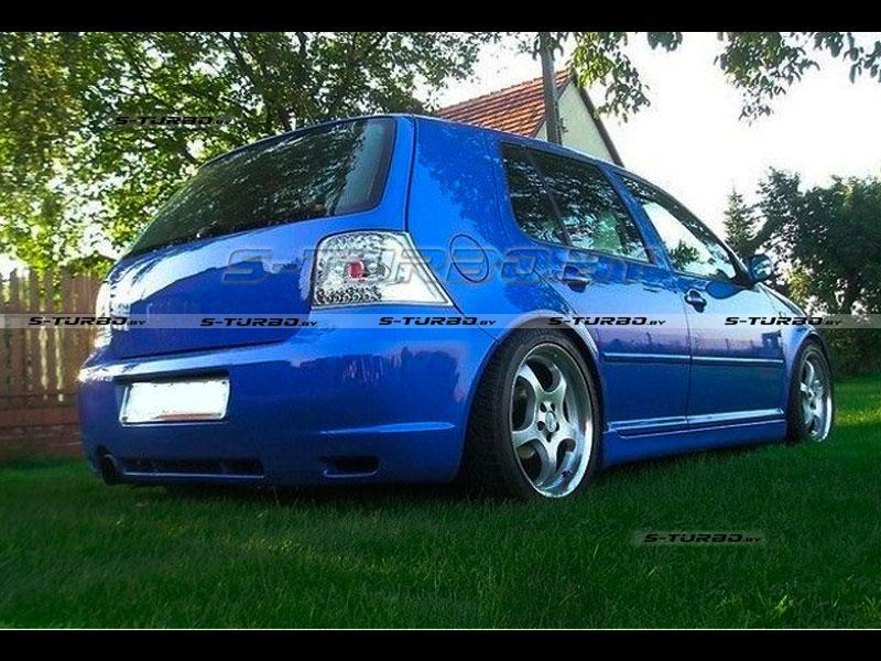 Накладки на пороги R32