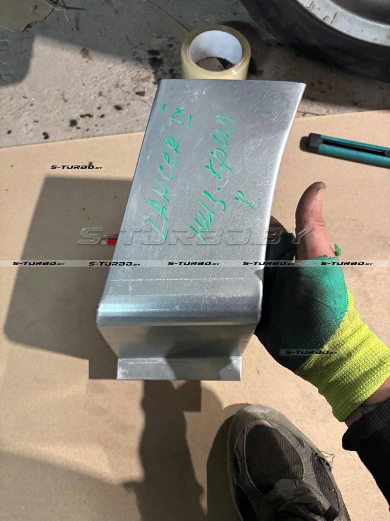 Крыло переднее (правое) нижняя часть, оцинкованная сталь, ремкомплект