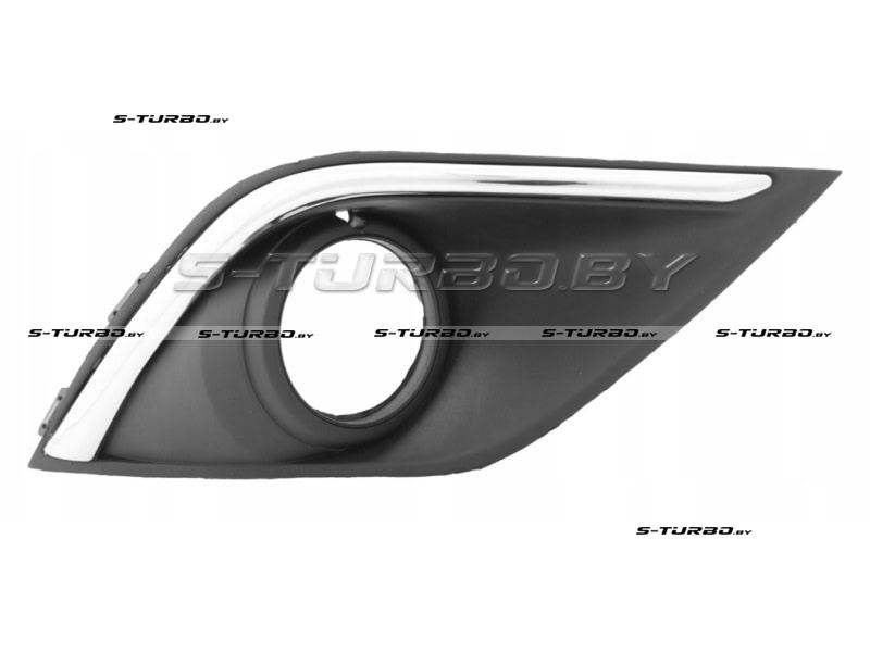 Решетка в бампер (правая) с отв. под противотуманку, с хромом