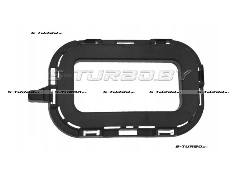Кронштейн заднего бампера (правый) боковой
