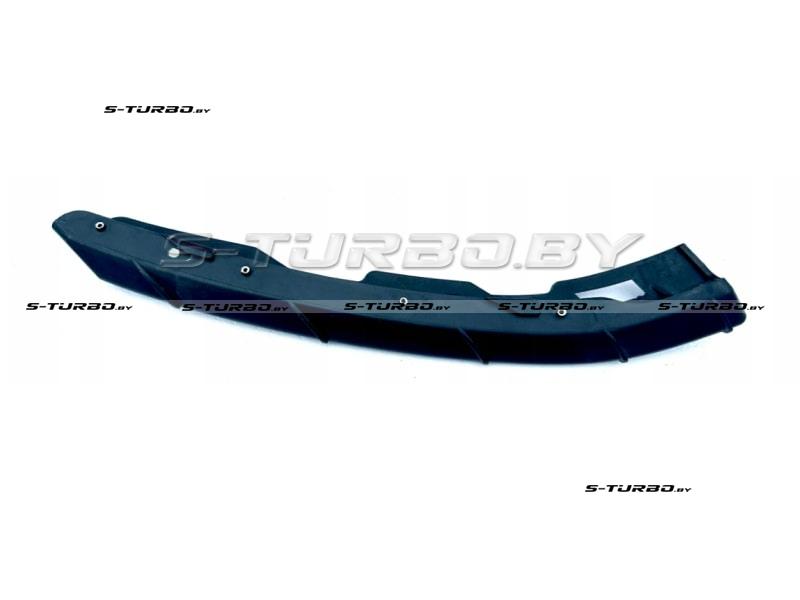 Кронштейн переднего бампера (правый)